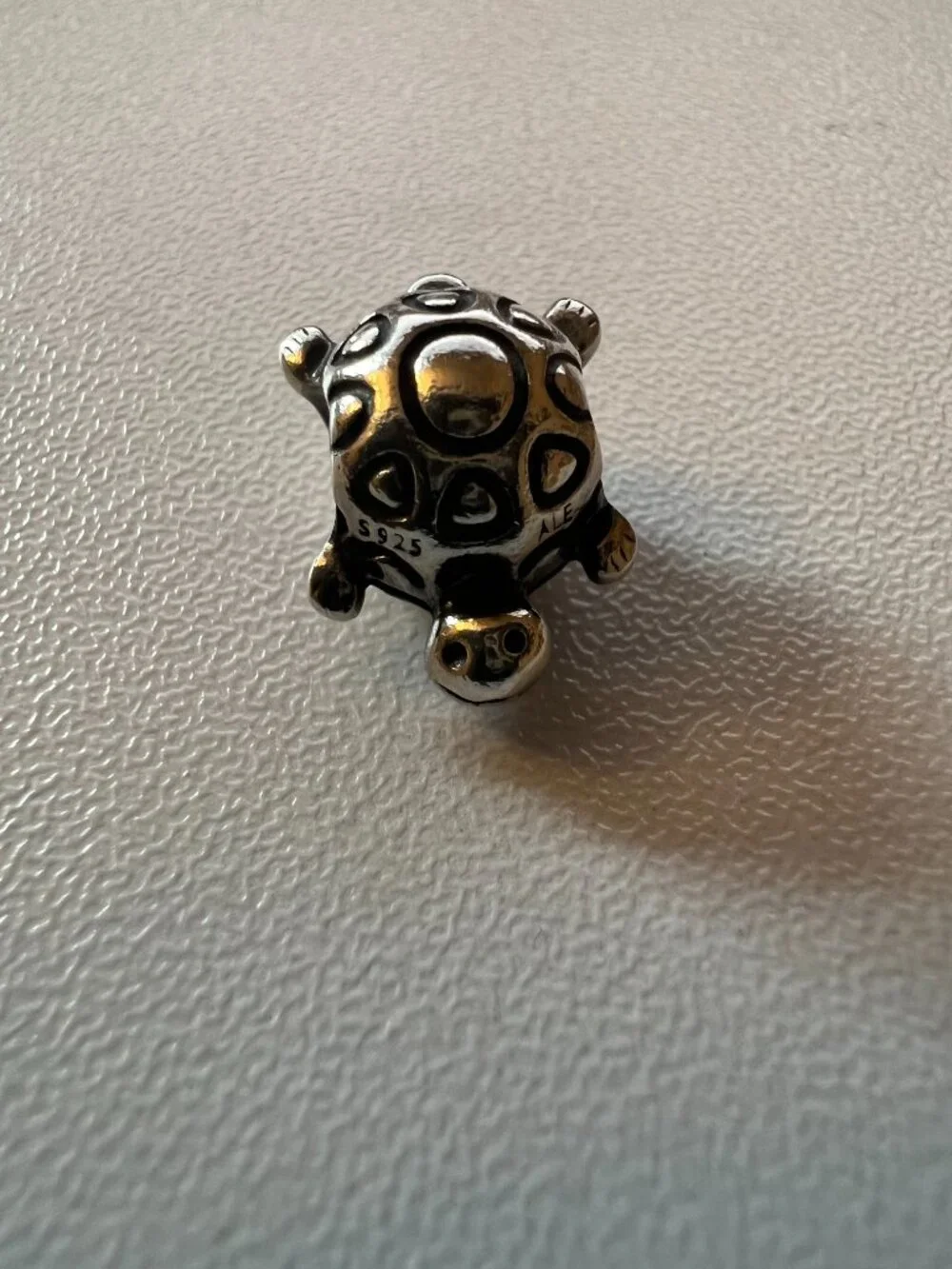 Pandora authentic turtle